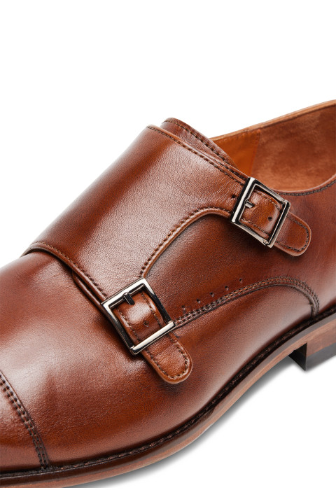 Cognac gladleren Hercules gespschoen