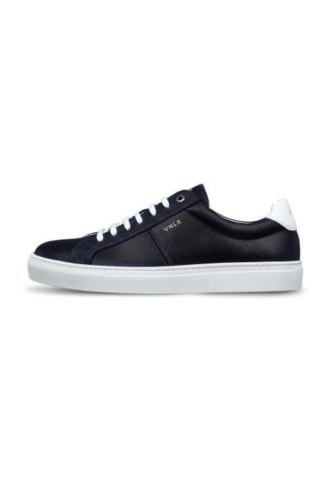 Navy nubuck Novara sneaker
