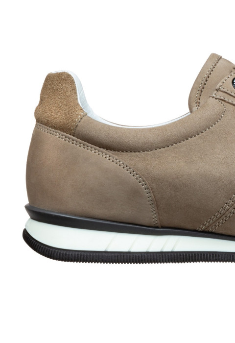 Taupe nubuck Magnus sneaker