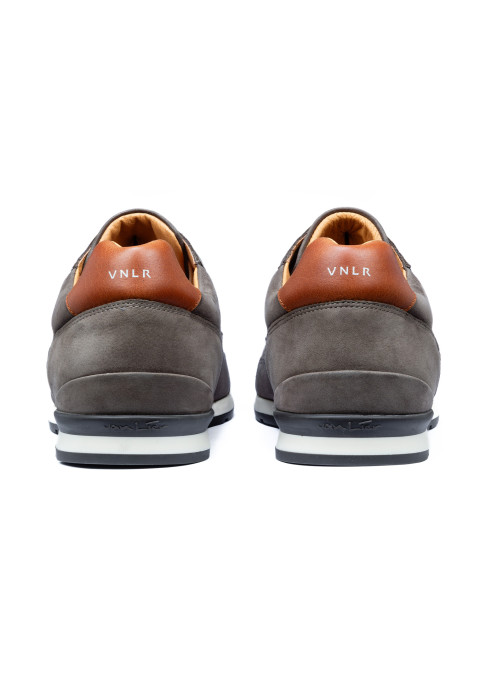 Taupe nubuck Davinci sneaker