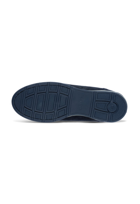 Navy nubuck Davinci sneaker