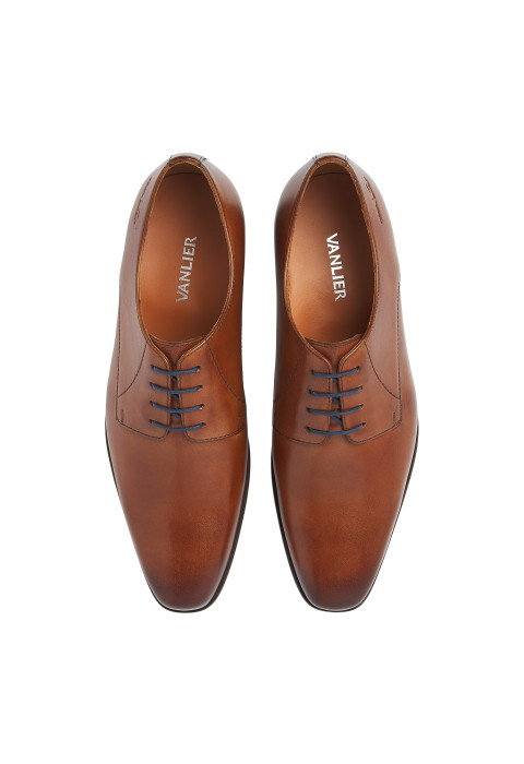 Egeus gladleren cognac veterschoen