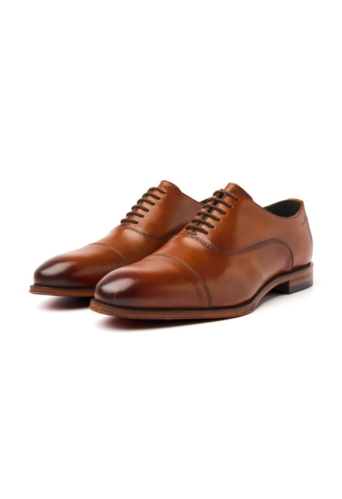 Cognac gladleren Madison veterschoen